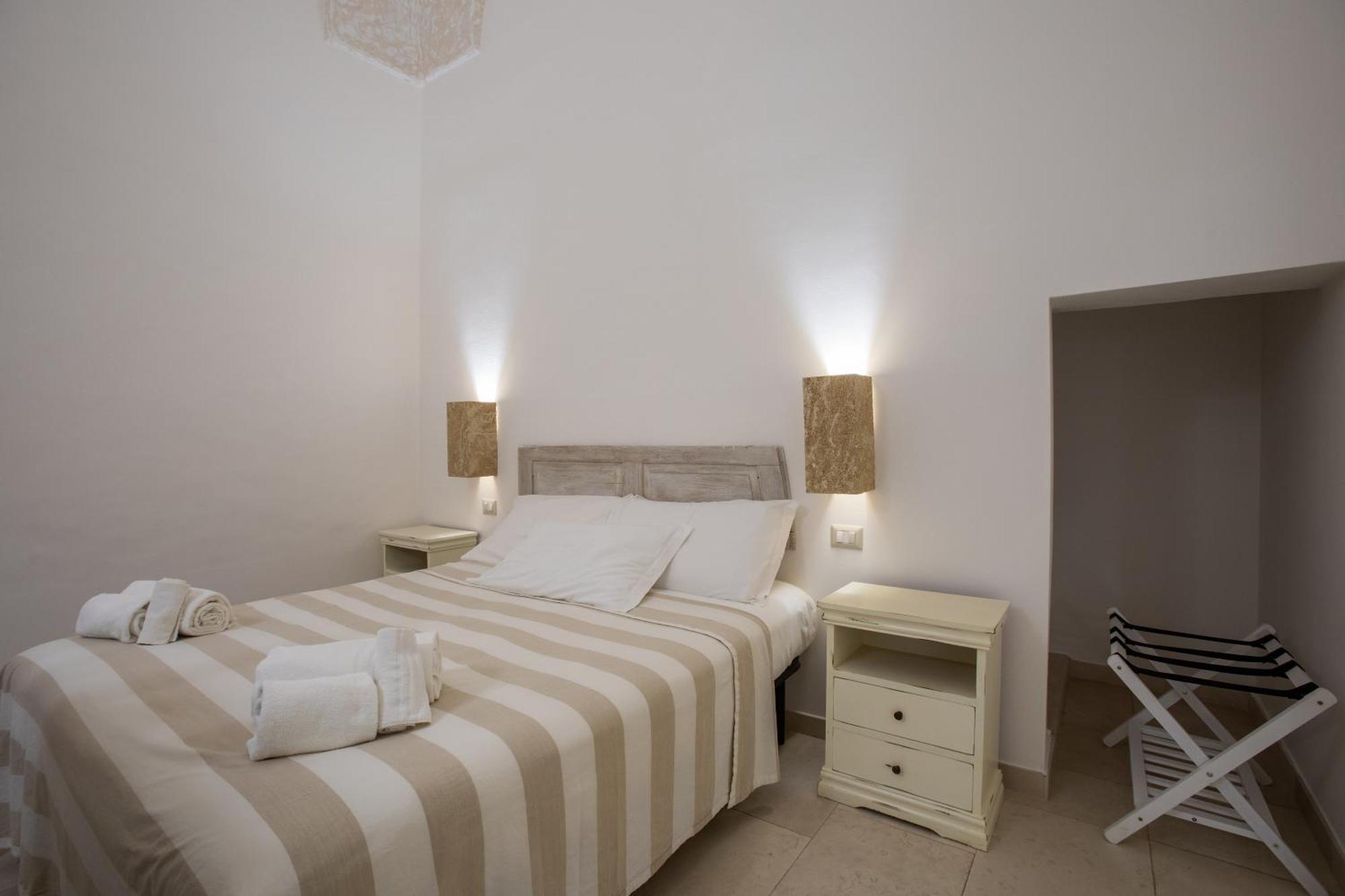 サンニコーラ Casale Donna Rosa Bed & Breakfast エクステリア 写真